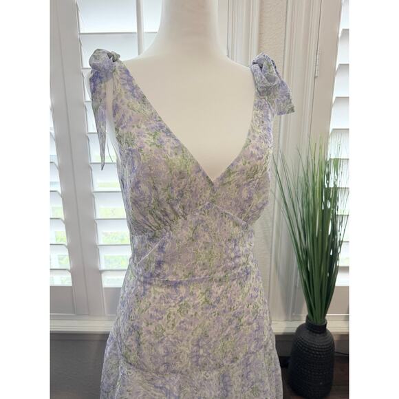 ASTR The Label Tiered Shoulder Tie Dress - Picture 3 of 7